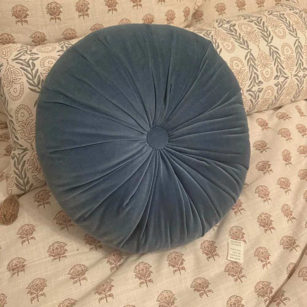N/A 15” round